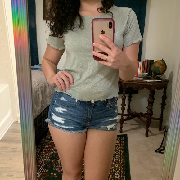 Top - Picture 2 of 4